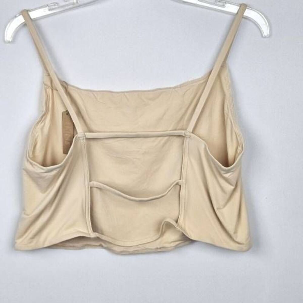 SKIMS CAMI TOP NWT - Picture 4 of 9